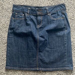 Old Navy Knee-length Denim Skirt